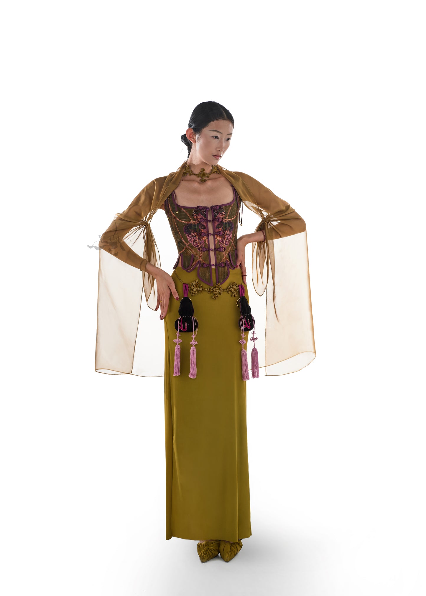 JIFF CONTOUR Golden Jade Collection Purple-Blaze Gourd Manchu Hand-Embroidered Tasseled Sachet